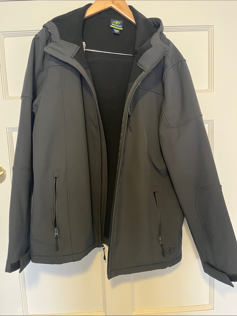 Nordic track Men's Charcoal Softshell Hooded Performance Jacket